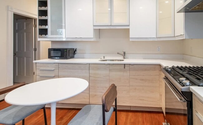 Photo - 17 Cawfield St