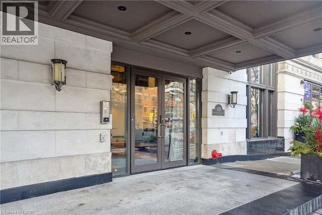 Photo - 118 King St E Unit 522