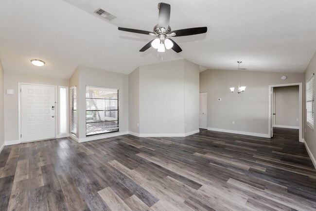 1718 Dove Field Pl