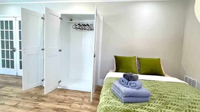 Photo - 906 Metropolitan Pkwy SW