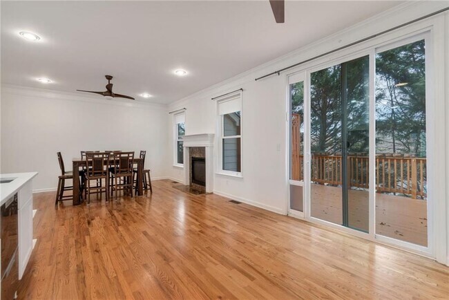 Photo - 1649 Emory Pl Dr NE