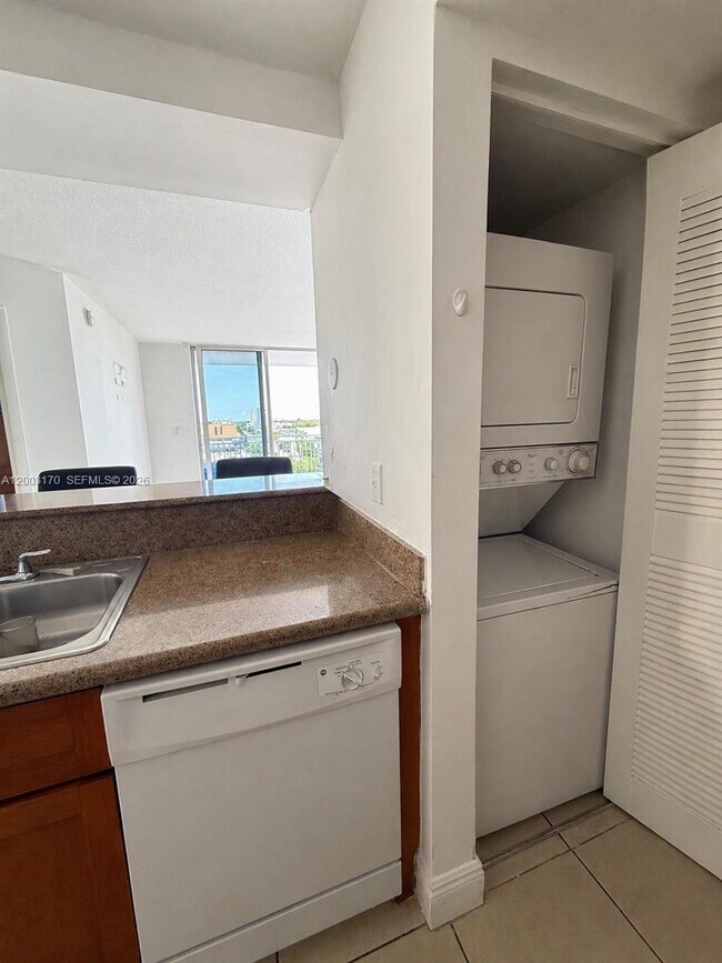 Photo - 219 NW 12th Ave Unit 709
