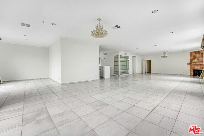 Photo - 1132 S Shenandoah St Unit PH