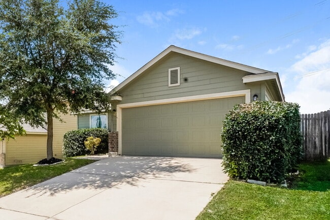 Photo - 5827 Southern Knoll