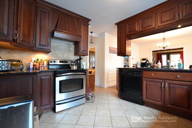 Photo - 74 Hobart St Unit 2