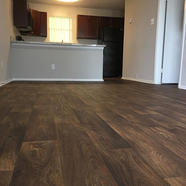 Broadwater Apartments For Rent in Galveston, TX