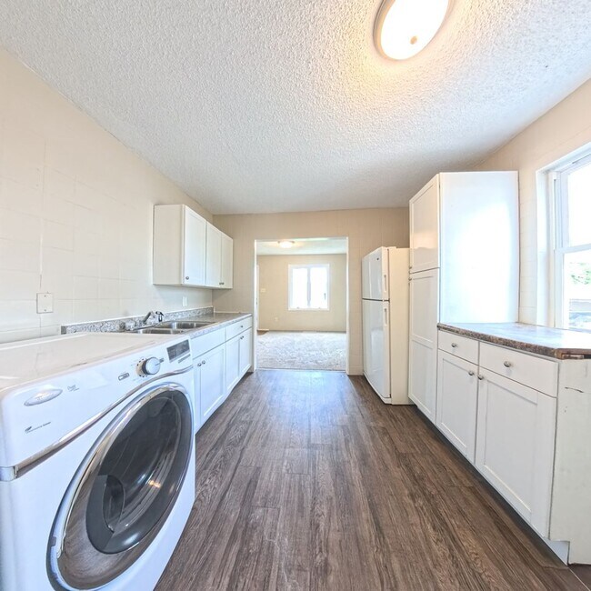 Photo - 2-Bedroom, 1-Bathroom Home Available
