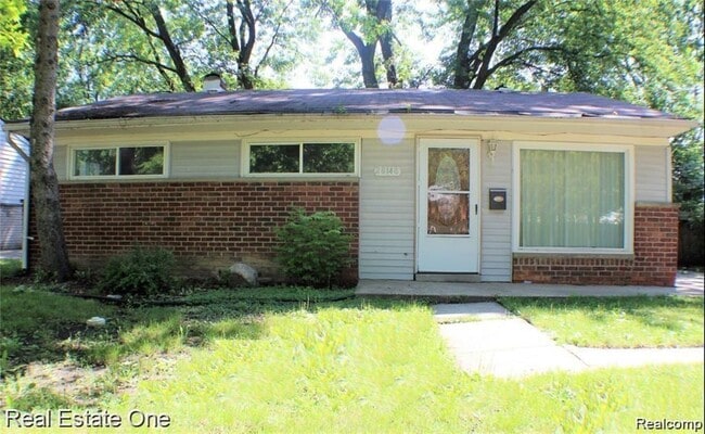 Building Photo - 28148 Fairfax St