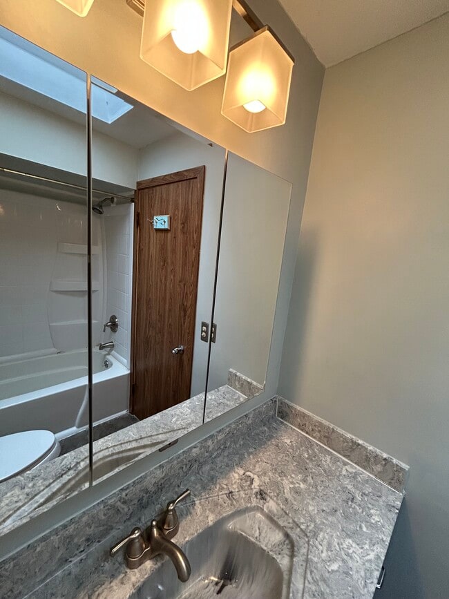 Photo - 25921 Yeoman Dr