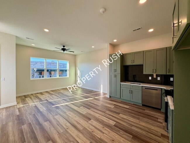 Photo - 1865 Zeta Way