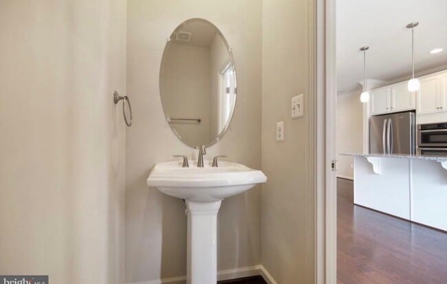Photo - 14011 Godwit St