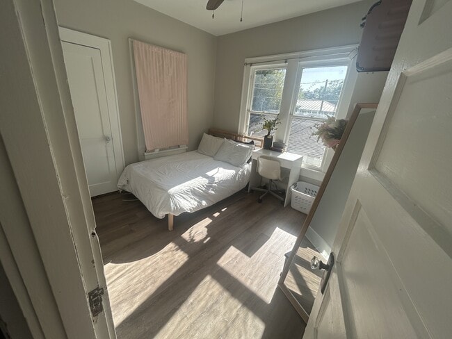 Photo - 508 12th Ave N