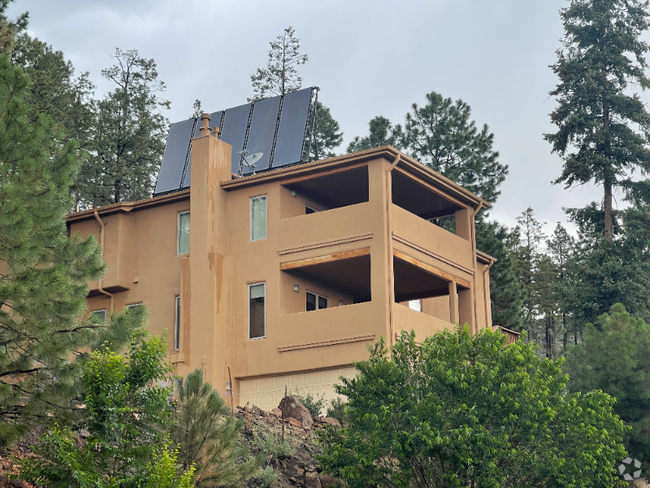 Building Photo - 5285 Quemazon Pl Rental