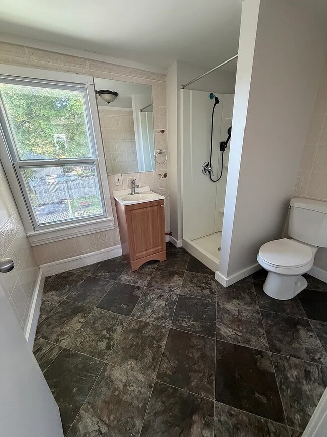 46 Clifton St Unit 2