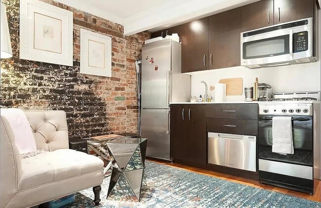 Photo - 120 E 4th St Unidad C