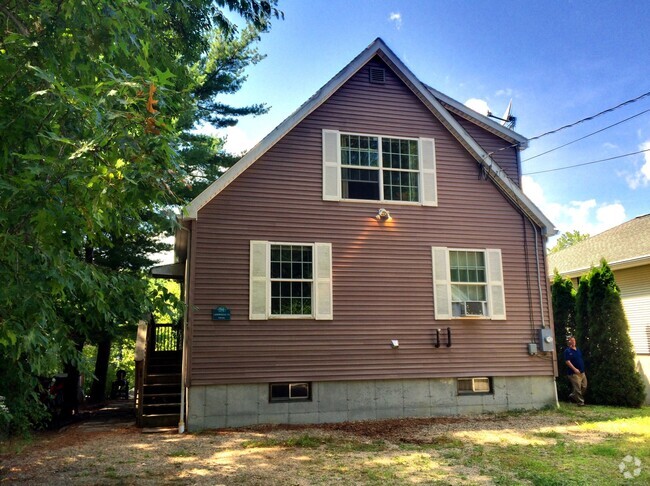 Building Photo - 24 Arrowhead Ln Rental