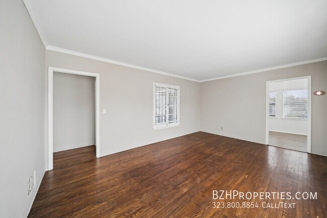 Photo - 1402 1/2 N Mansfield Ave-1402 1/2 Unit 1402 1/2