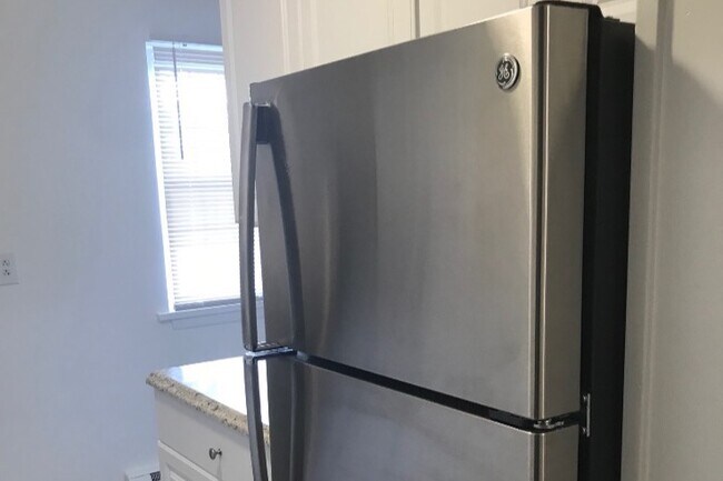 Photo - 2836 Nichols St Unit 7