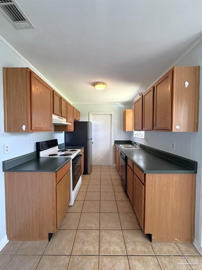 Photo - 4168 Danamar Dr