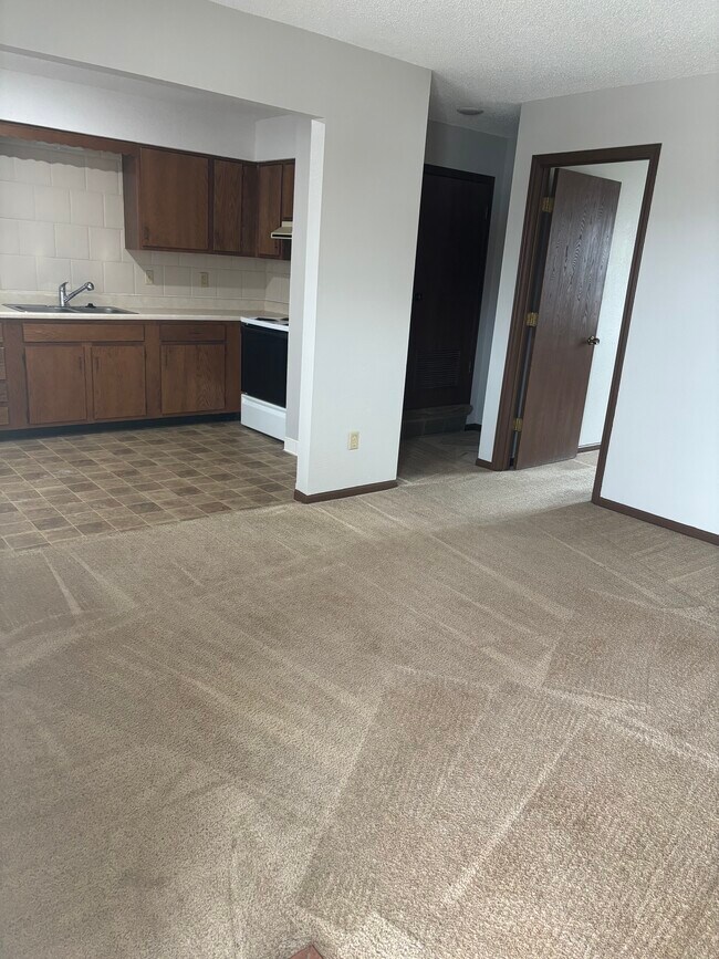 Photo - Bonner Springs Apartment Complex Unit 117B