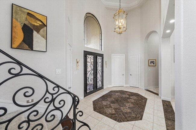 Photo - 600 Royal Oaks Dr