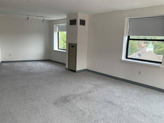 Photo - 35 Vine St Unit 203