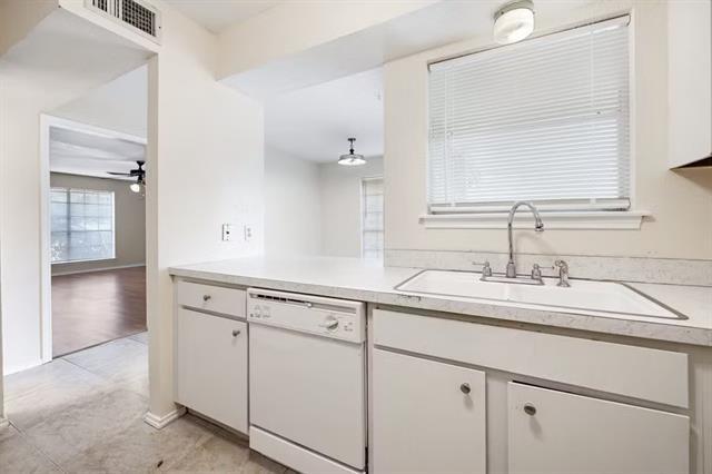 Photo - 4509 Altamesa Blvd