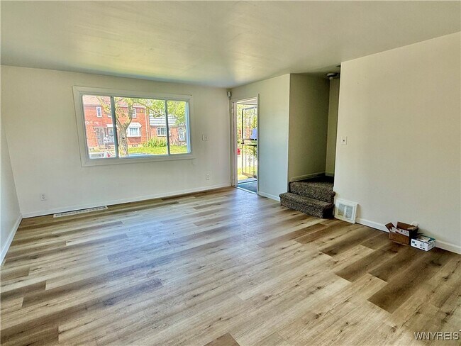 Photo - 7 Bennett Village Terrace