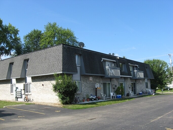 Photo - 260 N Main St