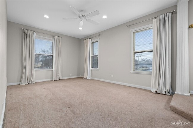 Photo - 217 Washburn St Unidad UPPER