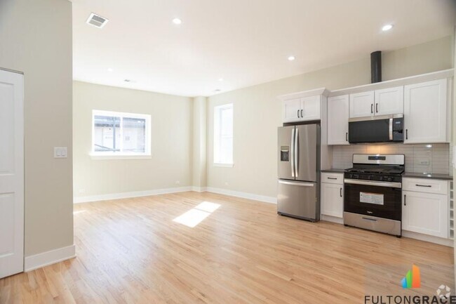 Building Photo - 1 bedroom in Chicago IL 60640 Unit 2R Rental