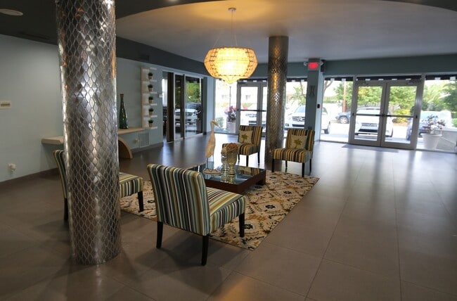 Main Lobby, Mail pickup area, residential office - 3250 NE 28th St Unit 205