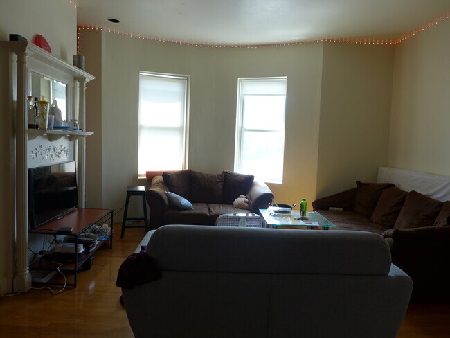 Photo - 16 S Huntington Ave Apartments Unit 3