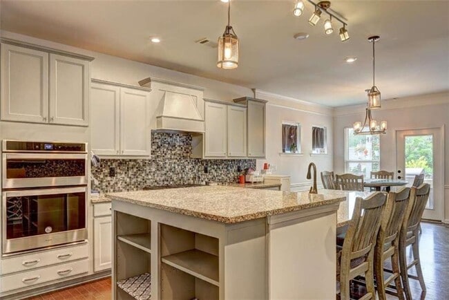 Photo - 409 Golden Rod Ct