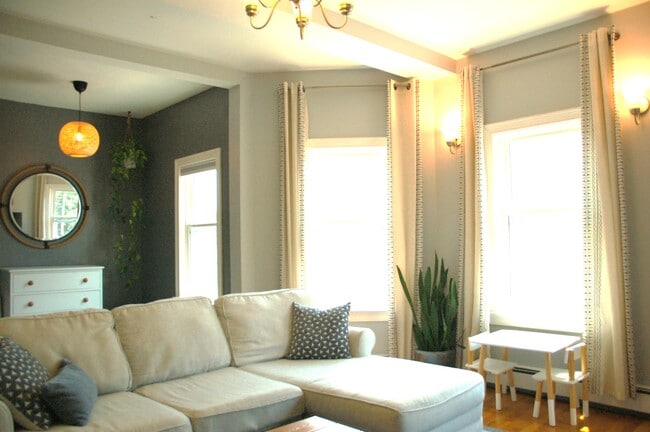 Building Photo - 15 Joseph St Unit 15 Joseph St. U 2