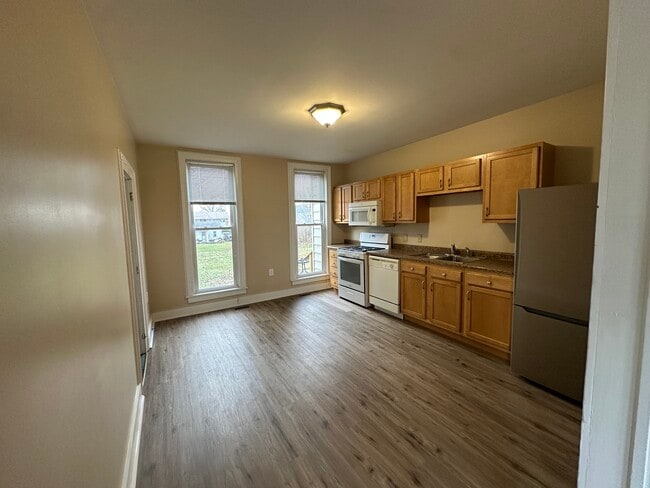 Photo - 711 Napoleon St Unit 711