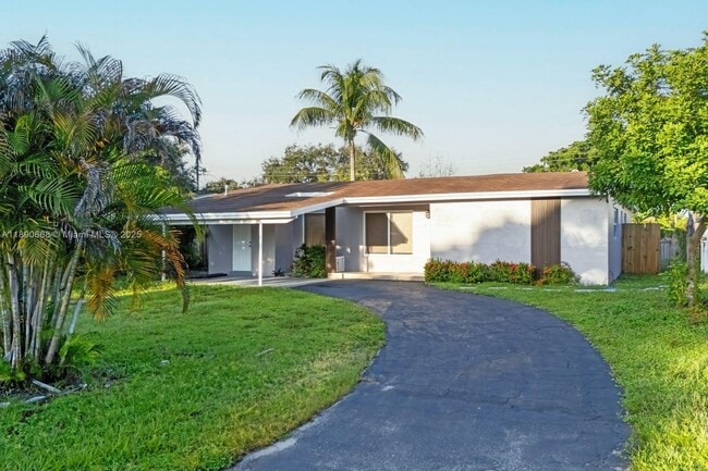 Photo - 3210 NW 72nd Way
