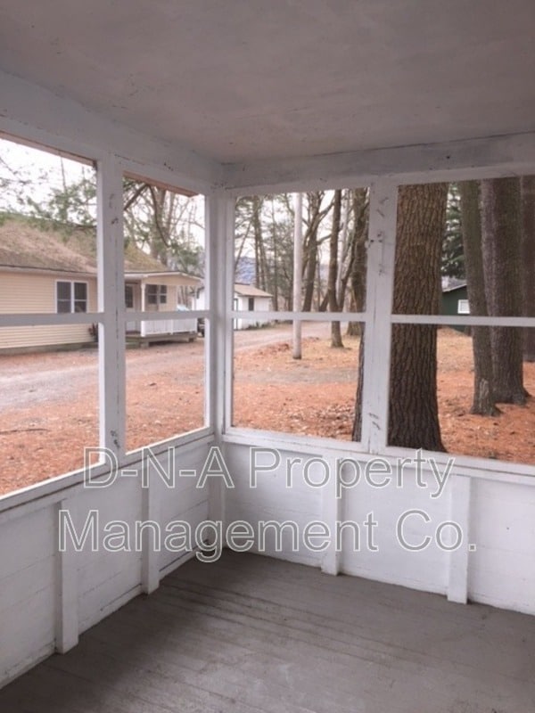 Photo - 263 Acres Rd