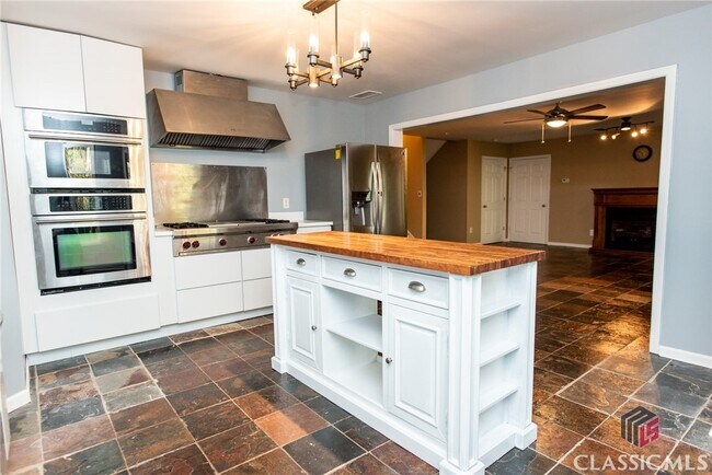 Photo - 40 Firethorne Point