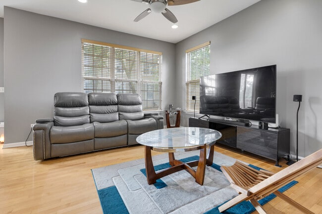 Photo - 460 Vaughn Cir