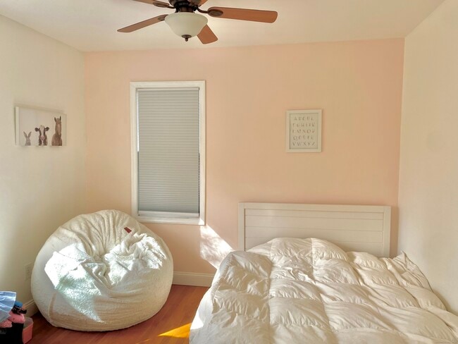 Photo - 37 Newfane Rd