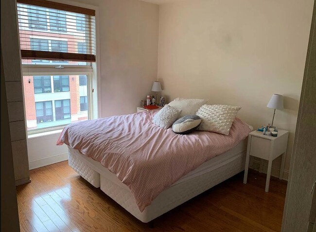 Photo - 1331 Grand St Unit 508