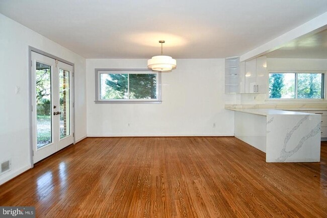 4111 Saul Rd