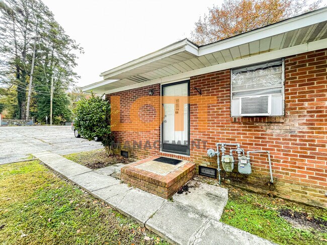 Photo - 13 Donnan Rd Unidad C