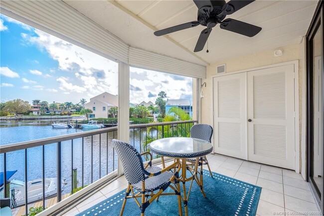 Photo - 3901 SE St Lucie Blvd Unidad 44 Rental