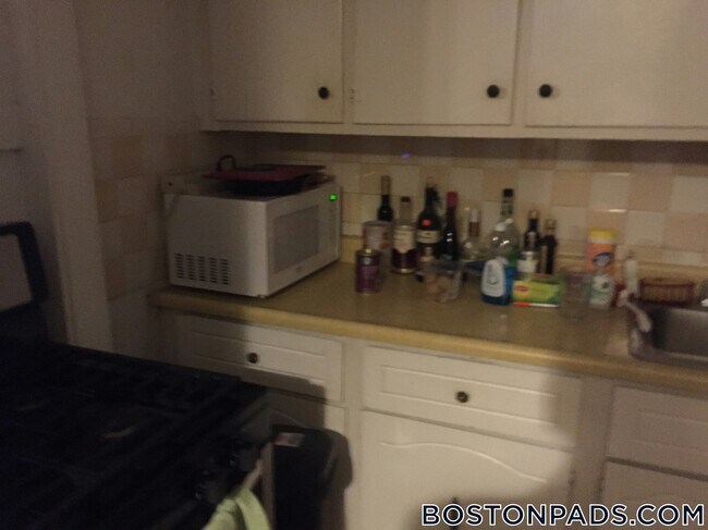 Photo - 435 Hanover St Unit 3D