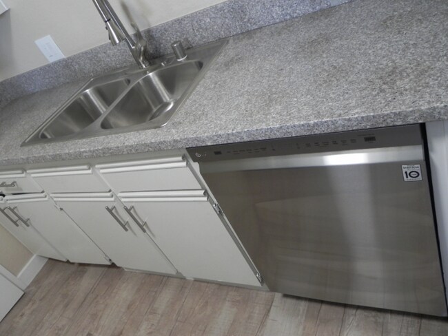 Photo - 8602 Chapman Ave