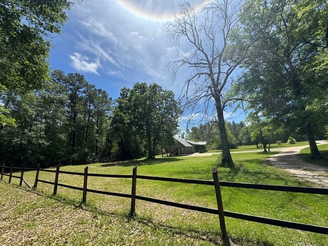 Photo - 286 Vestry Rd