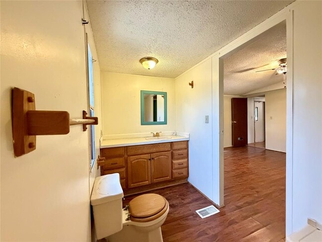 Photo - 382 Co Rd 4450