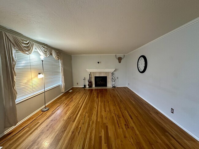 Photo - 3560 S Cochise Dr